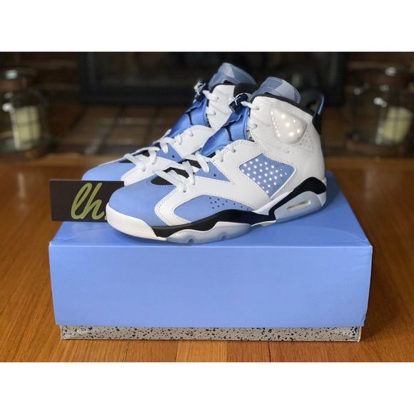 Sz 11.5 Air Jordan 6 Retro "UNC" - Picture 3 of 9